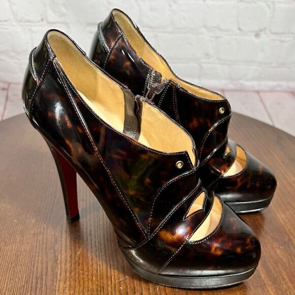 37 (7) CHRISTIAN LOUBOUTIN patent leather animal print lace up booties EUC - Picture 4 of 11